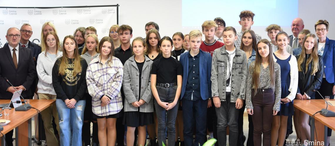 Inauguracyjna sesja Młodzieżowej Rady Miejskiej w Czersku 