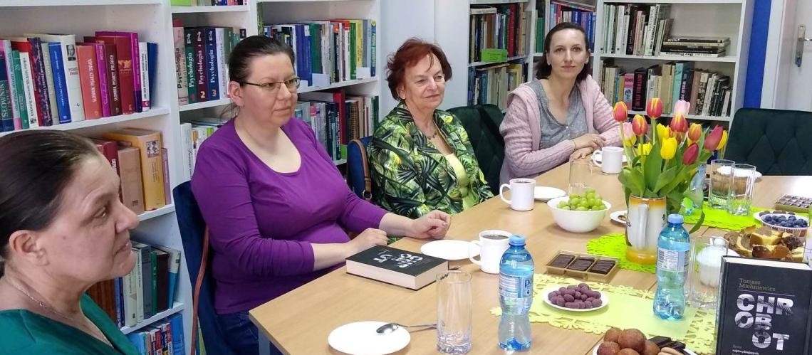 Majowe spotkanie DKK w Bibliotece Publicznej w Czersku